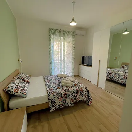 Apartment La Riva Del '44 - Elegant, Spacious, And Bright Homes Just A Few Steps From Nettuno's Finest *