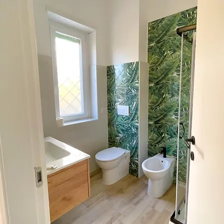 Apartment La Riva Del '44 - Elegant, Spacious, And Bright Homes Just A Few Steps From Nettuno's Finest Nettuno